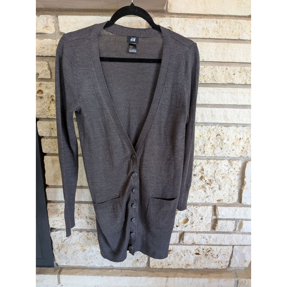 Women's H&M Dark brown 
Long Sleeve Button Front Cardigan Sweater Size S